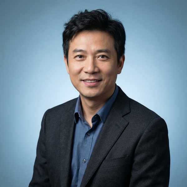 蜜桃导演顾问陈明远